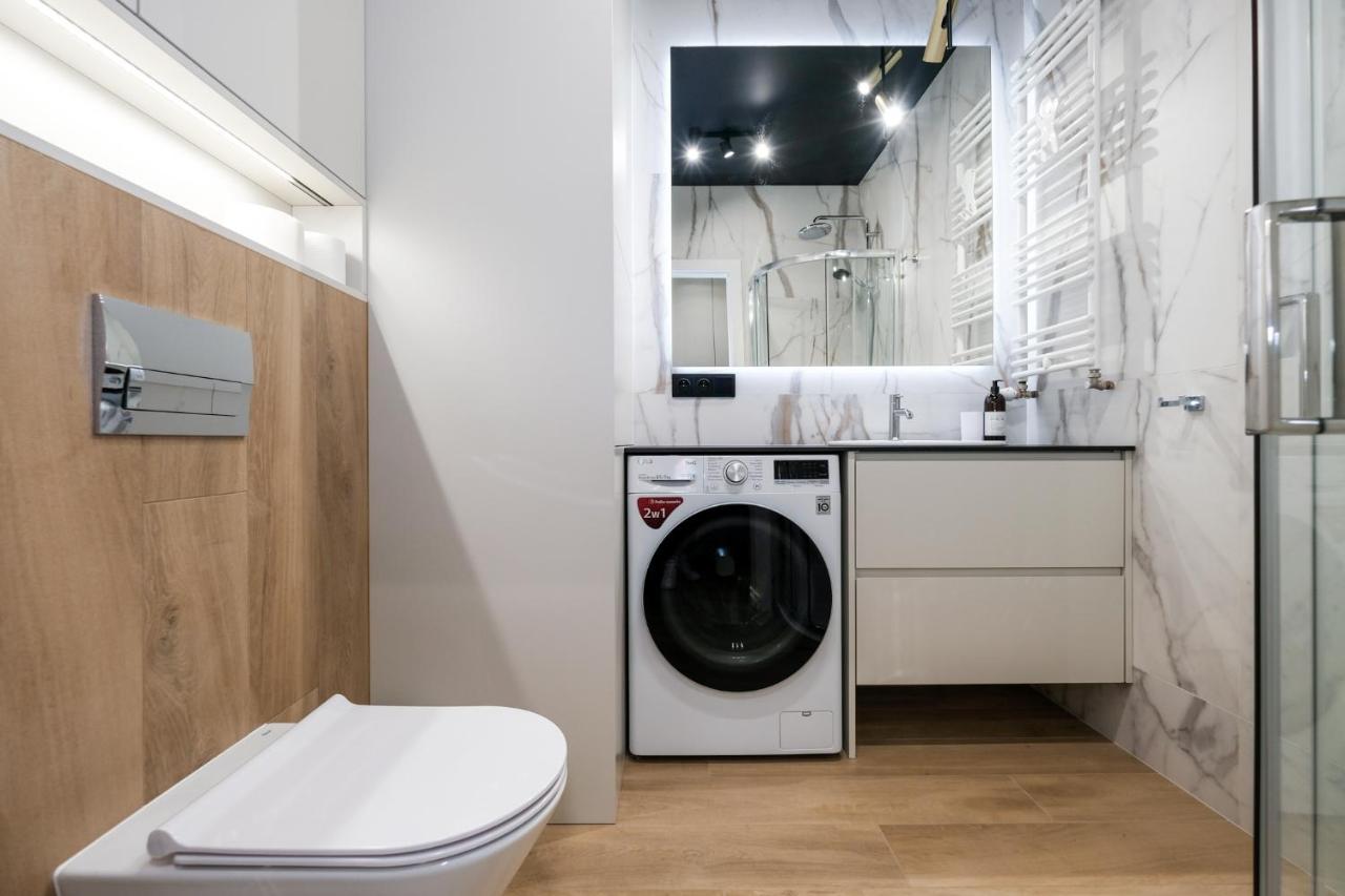City Mood Apartamenty Lodz Fabryczna 450M Wszystko Nowe Lódź Exterior foto