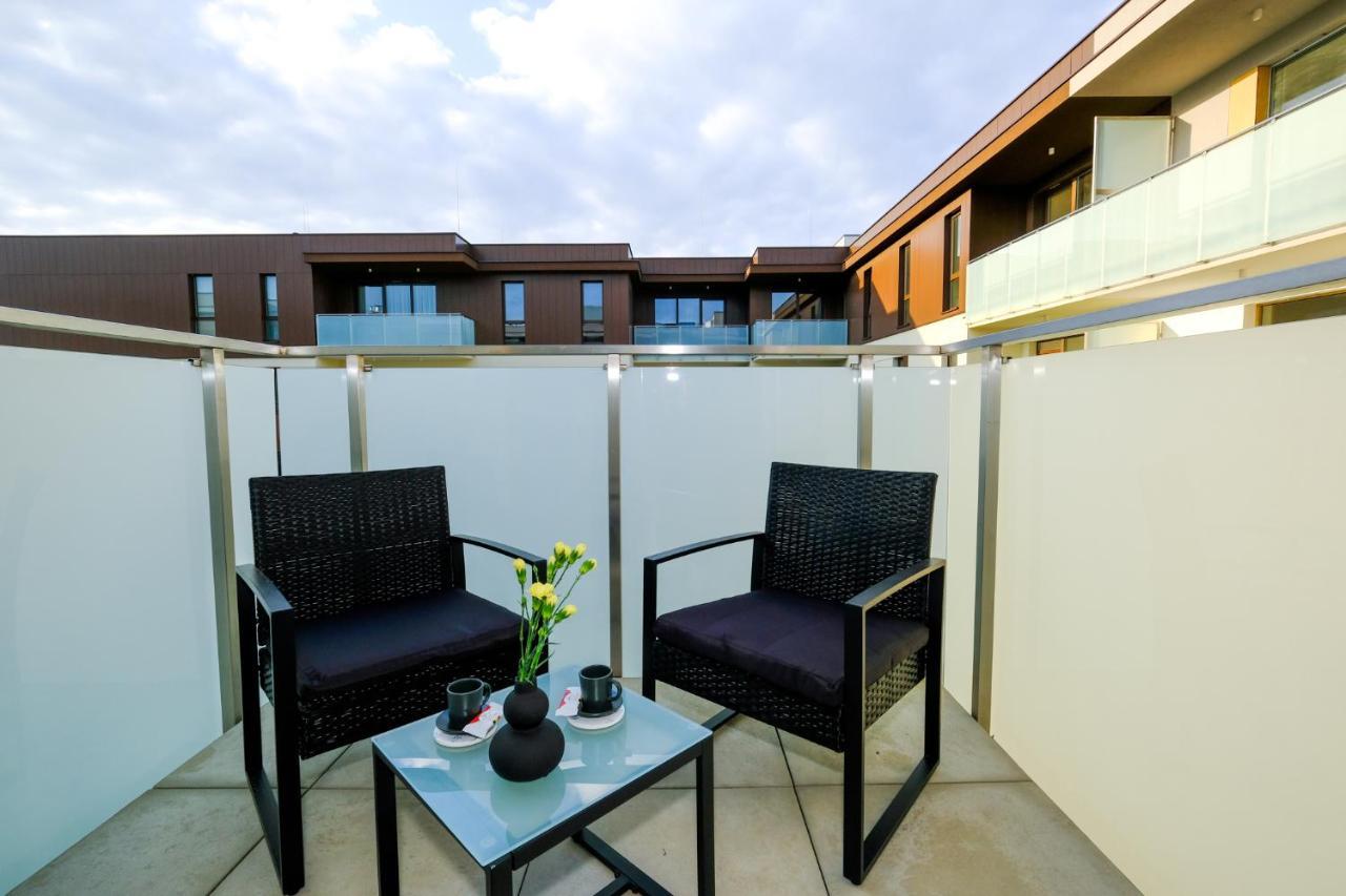 City Mood Apartamenty Lodz Fabryczna 450M Wszystko Nowe Lódź Exterior foto